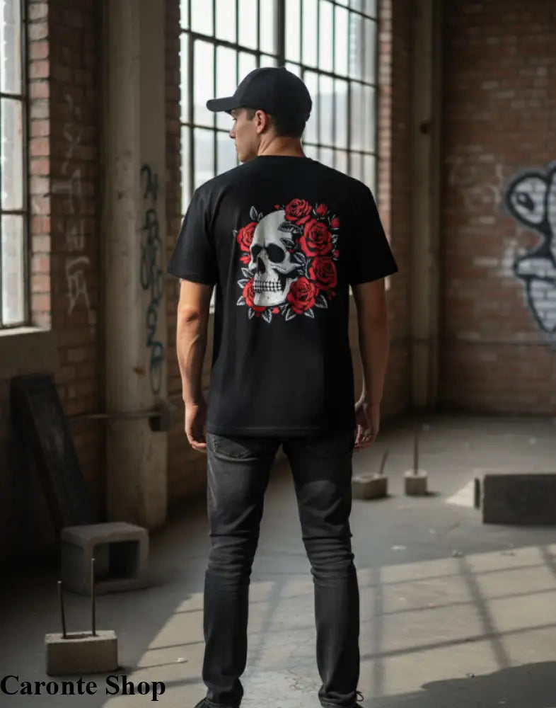 Camisa Negra Estampada Cráneo con Rosas